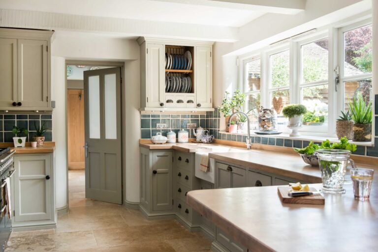 best paint for cabinets